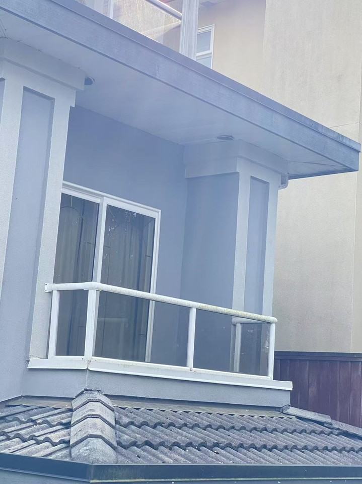 Dickens St - Photo 6 of 12