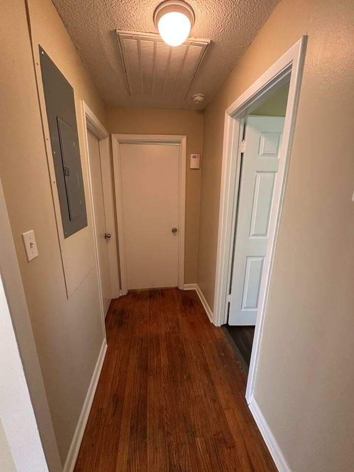 1801 Rankin St - Photo 6 of 14