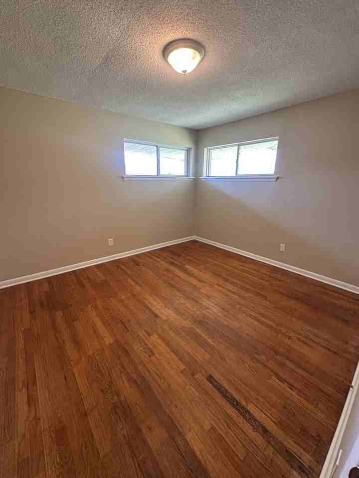 1801 Rankin St - Photo 7 of 14