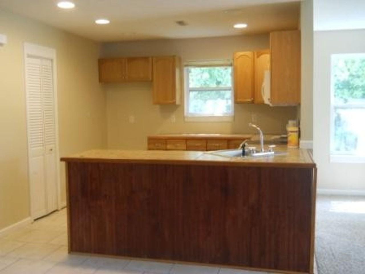 974 W Bates Dr - Photo 3 of 6