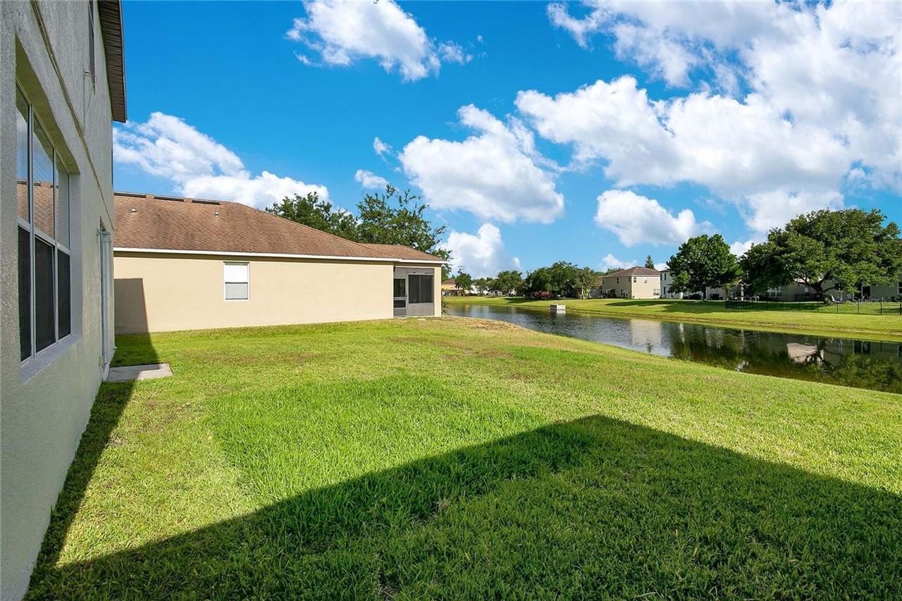10824 Tilston Pt - Photo 4 of 26
