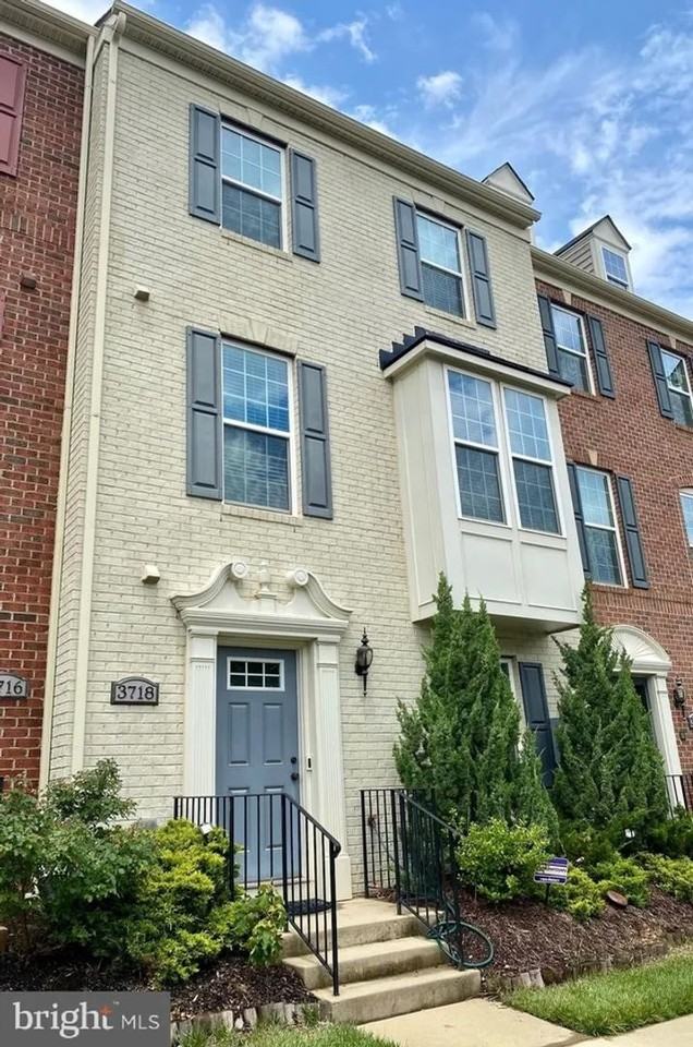 3718 Hansberry Ct Ne - Photo 2 of 29