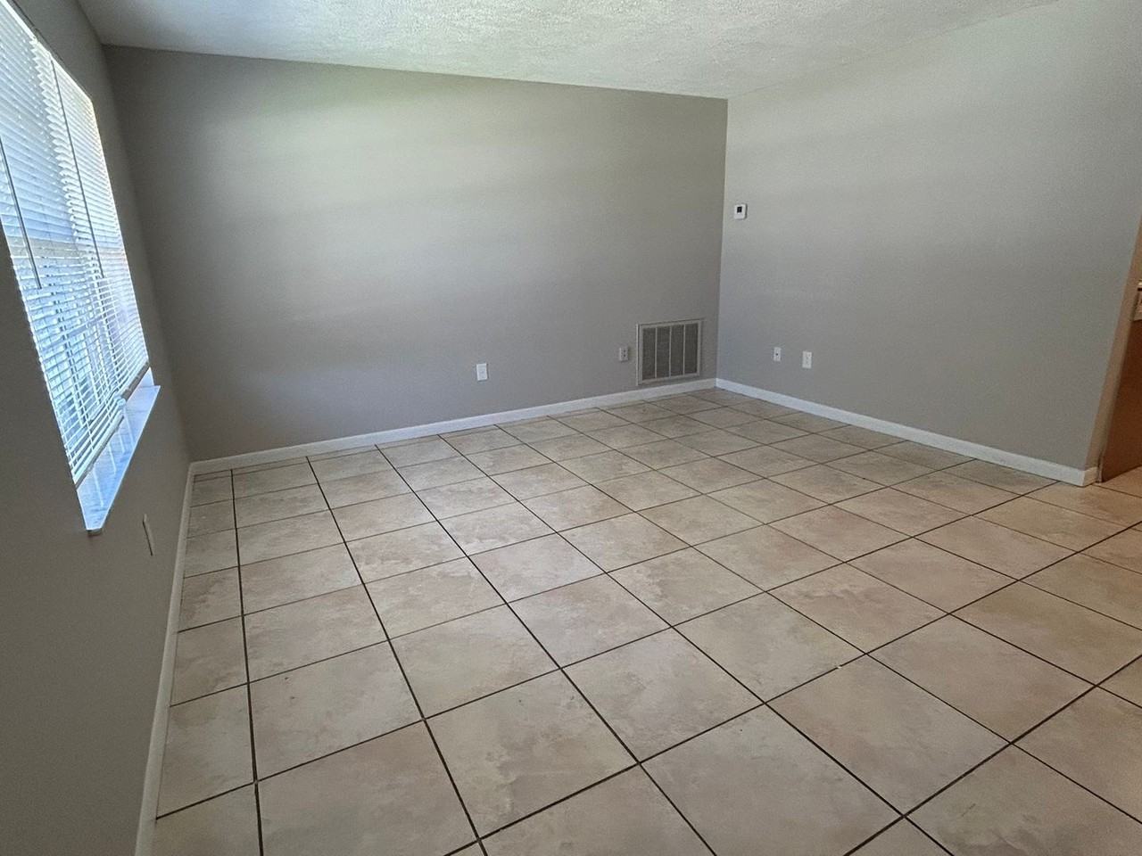 1150 N Tiger Pt #1150LES - Photo 3 of 18