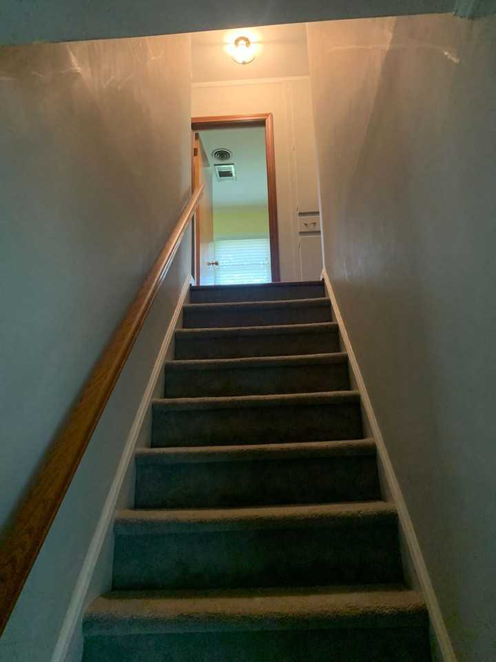 505 Cary Dr - Photo 5 of 31