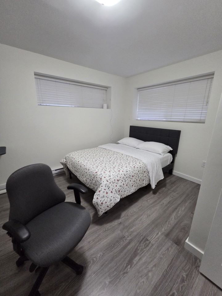 926 Edgar Avenue #B - Photo 2 of 20