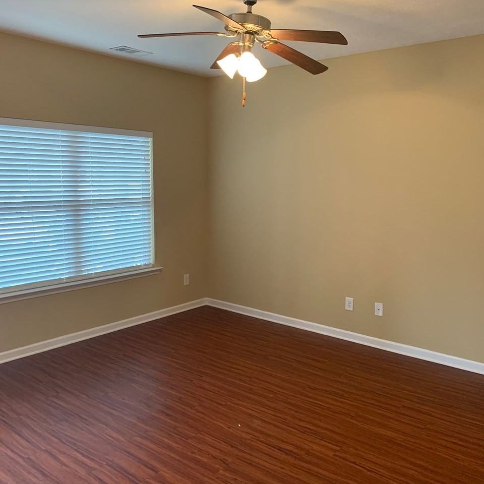 822 Lower Park Pl - Photo 2 of 20