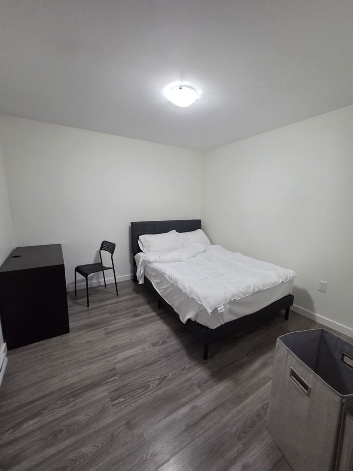 926 Edgar Avenue #B - Photo 5 of 20