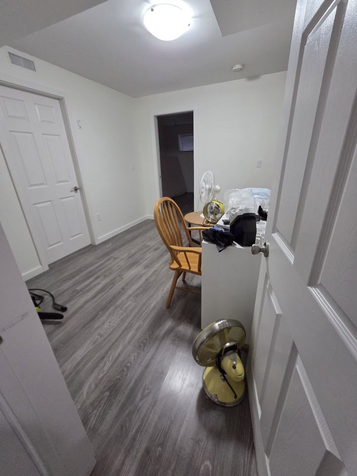 926 Edgar Avenue #B - Photo 6 of 20