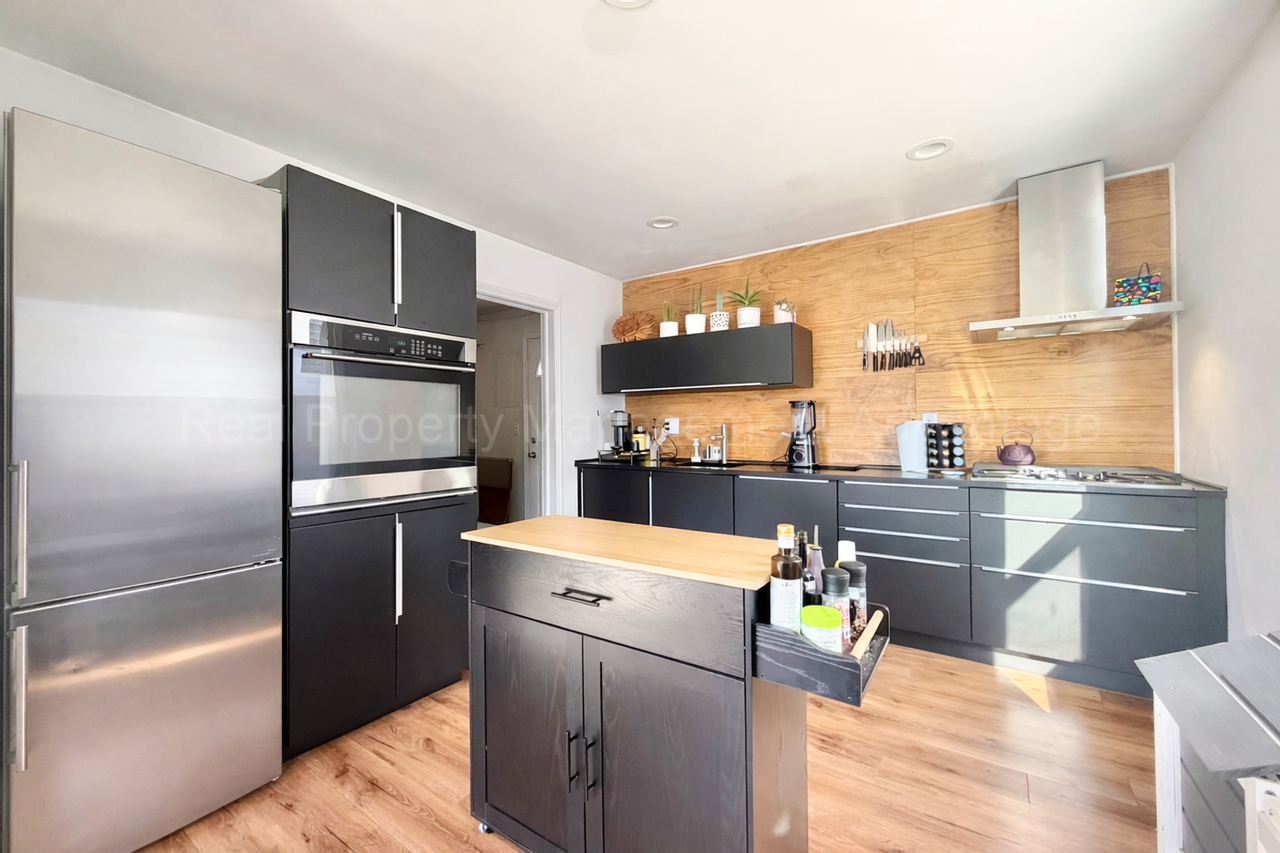 27 S Manitou Ave - Photo 7 of 33