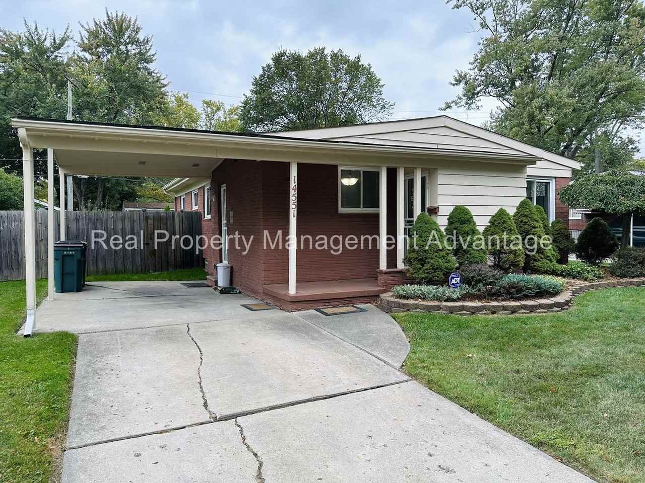 14551 Marlow St - Photo 2 of 29