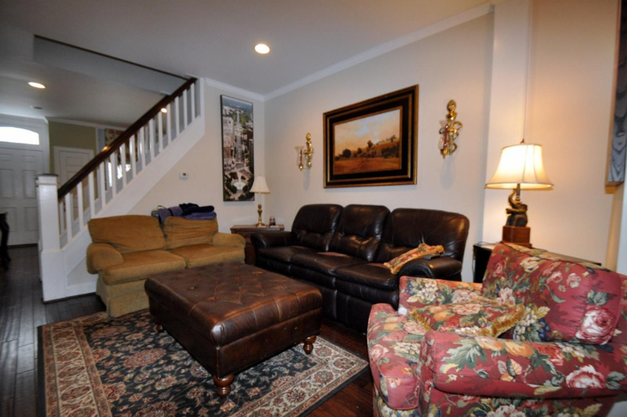 190 Baldwin St - Photo 3 of 20