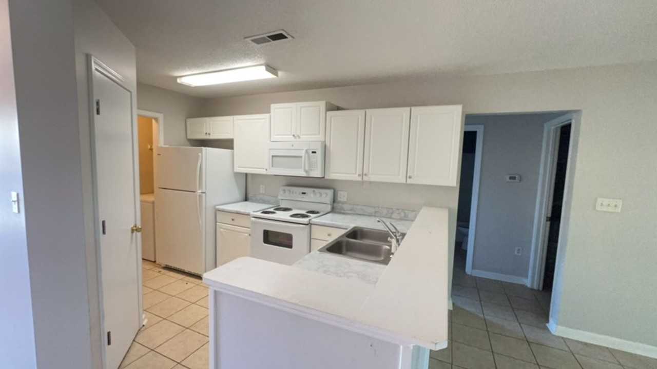 3693 Clay Pond Village Ln - Photo 2 of 13