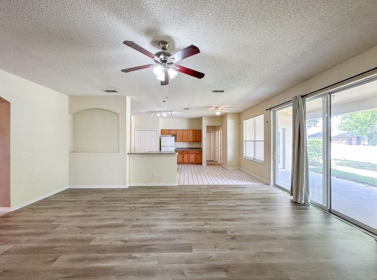 2776 Cabernet Cir - Photo 4 of 39