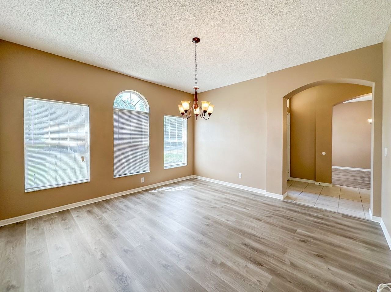 2776 Cabernet Cir - Photo 6 of 39