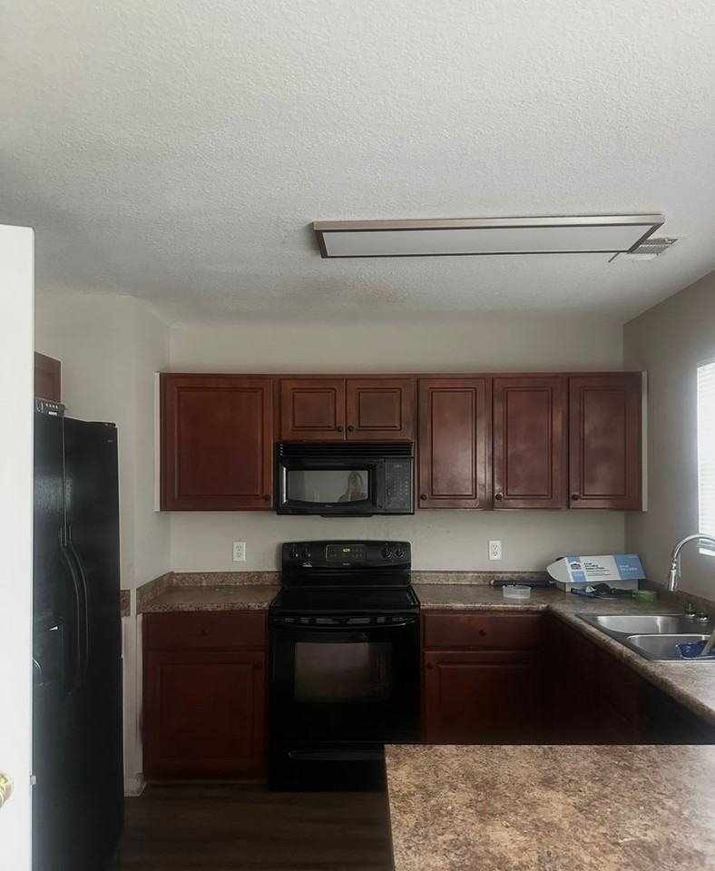 9028 Whispering Pines Blvd - Photo 3 of 8