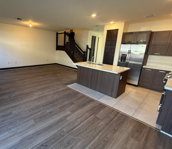 9143 Nw 161st St - Photo 4 of 7