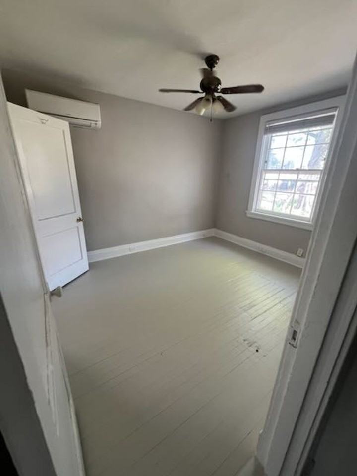 3436 Parkwood Ave - Photo 3 of 8