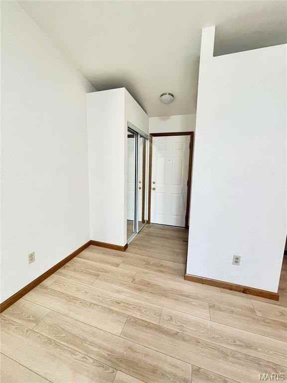 58 Peachtree Ln - Photo 5 of 17