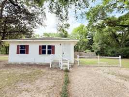 featured image of 2519 Lester St