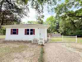 2519 Lester St - Photo 1 of 1