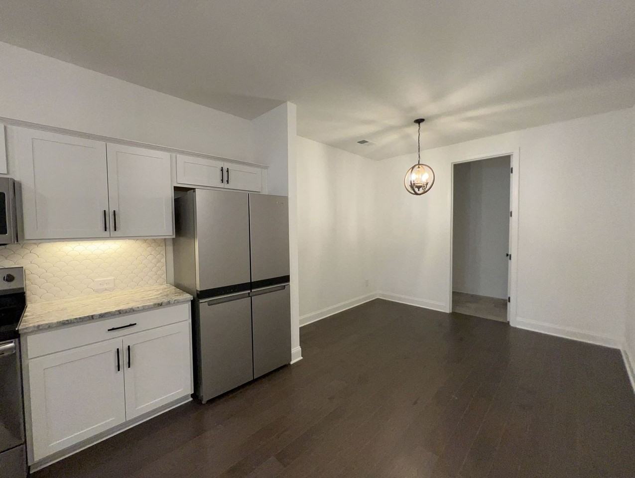 530 Tobias St - Photo 4 of 19