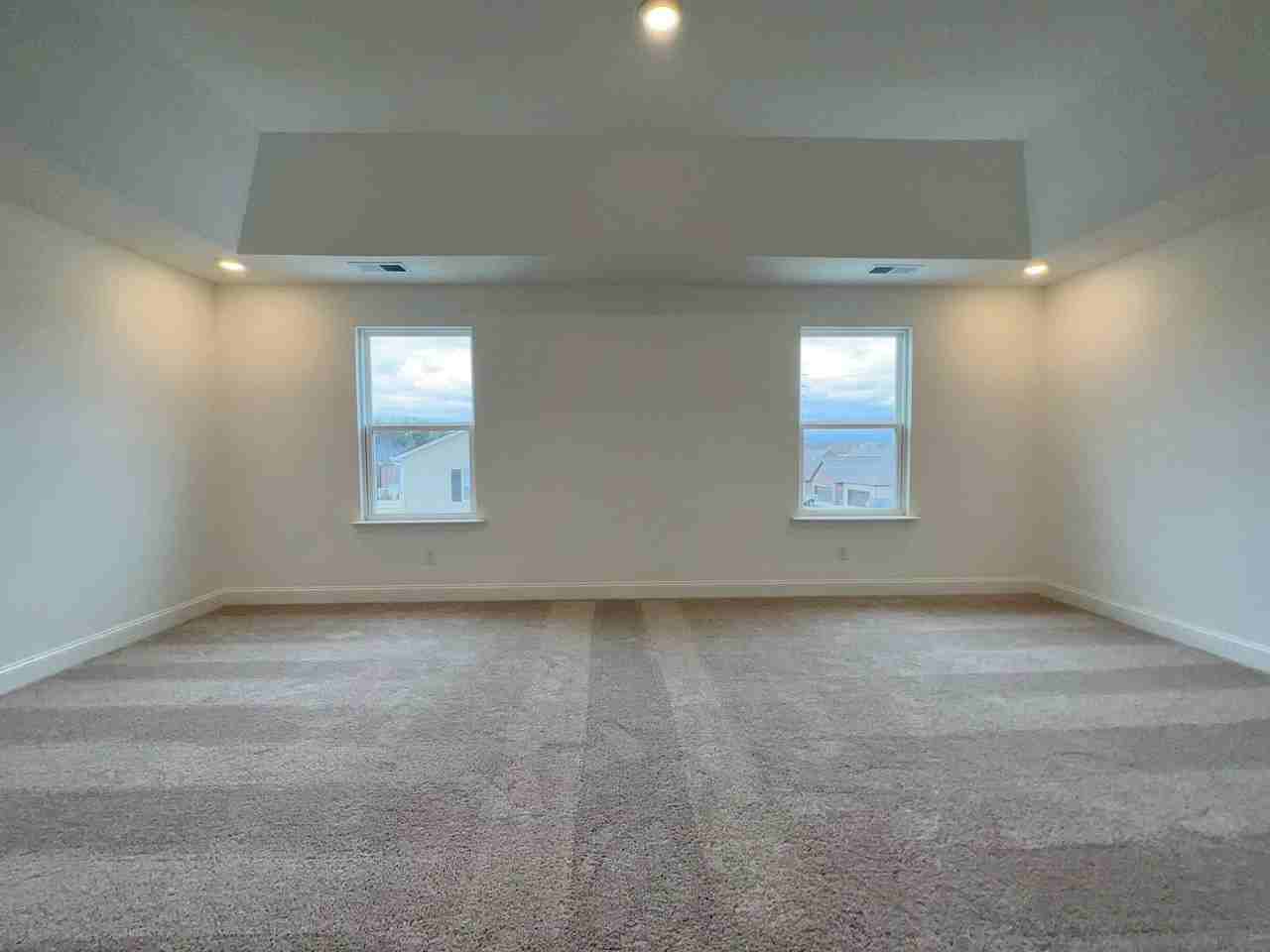 530 Tobias St - Photo 7 of 19