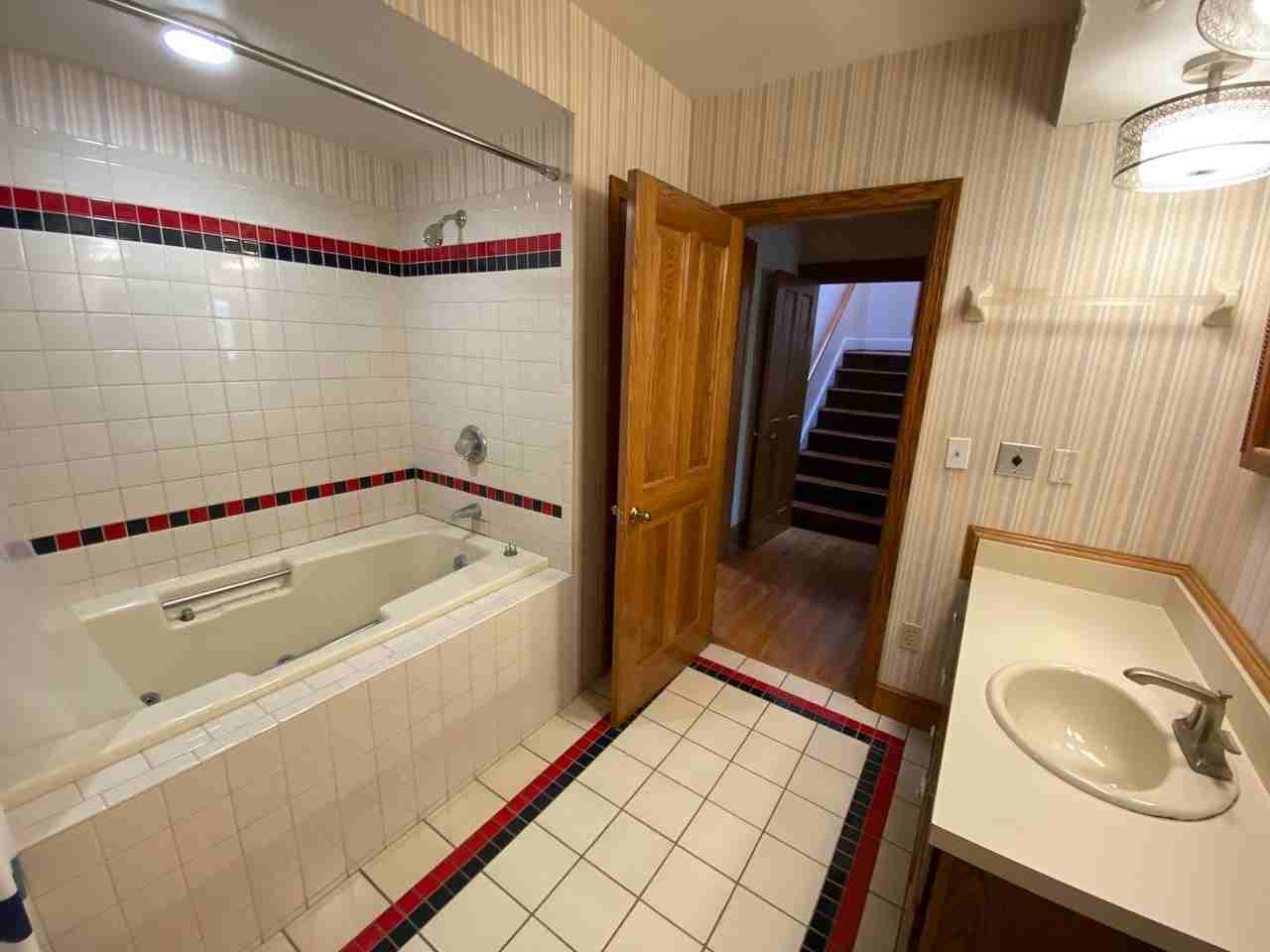 629 Dennison Ave - Photo 6 of 23