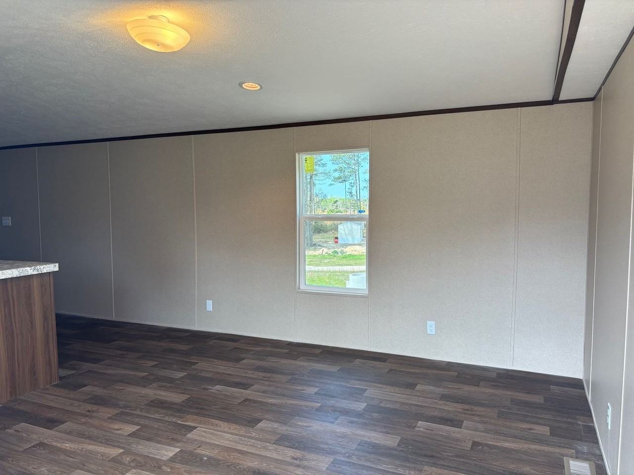 2005 2005 BENSALAM CH RD - Photo 3 of 20