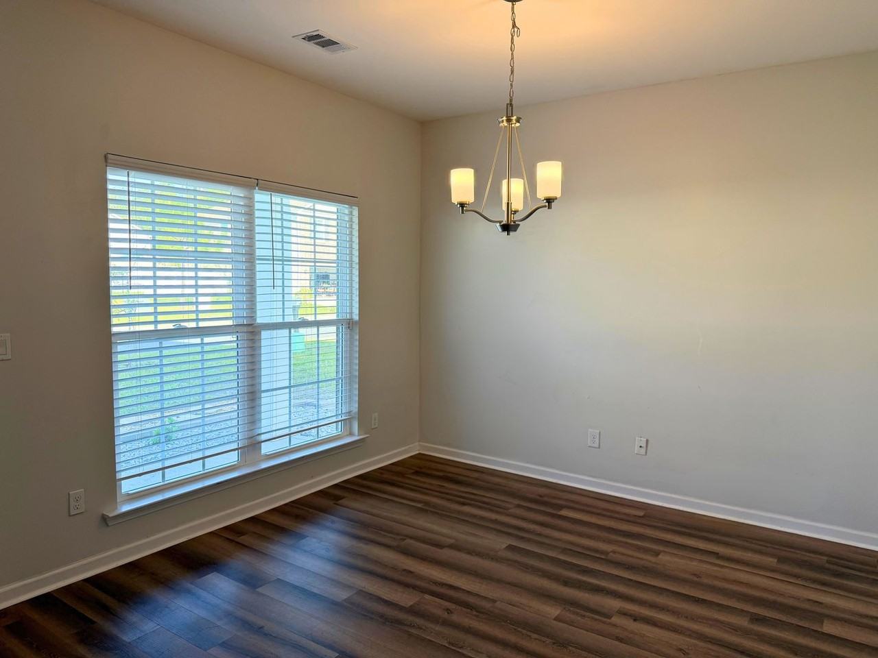 249 Daniel Trent Way - Photo 3 of 33