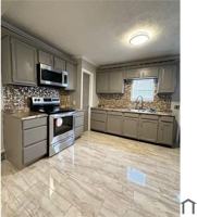 featured image of 216 E 33rd St