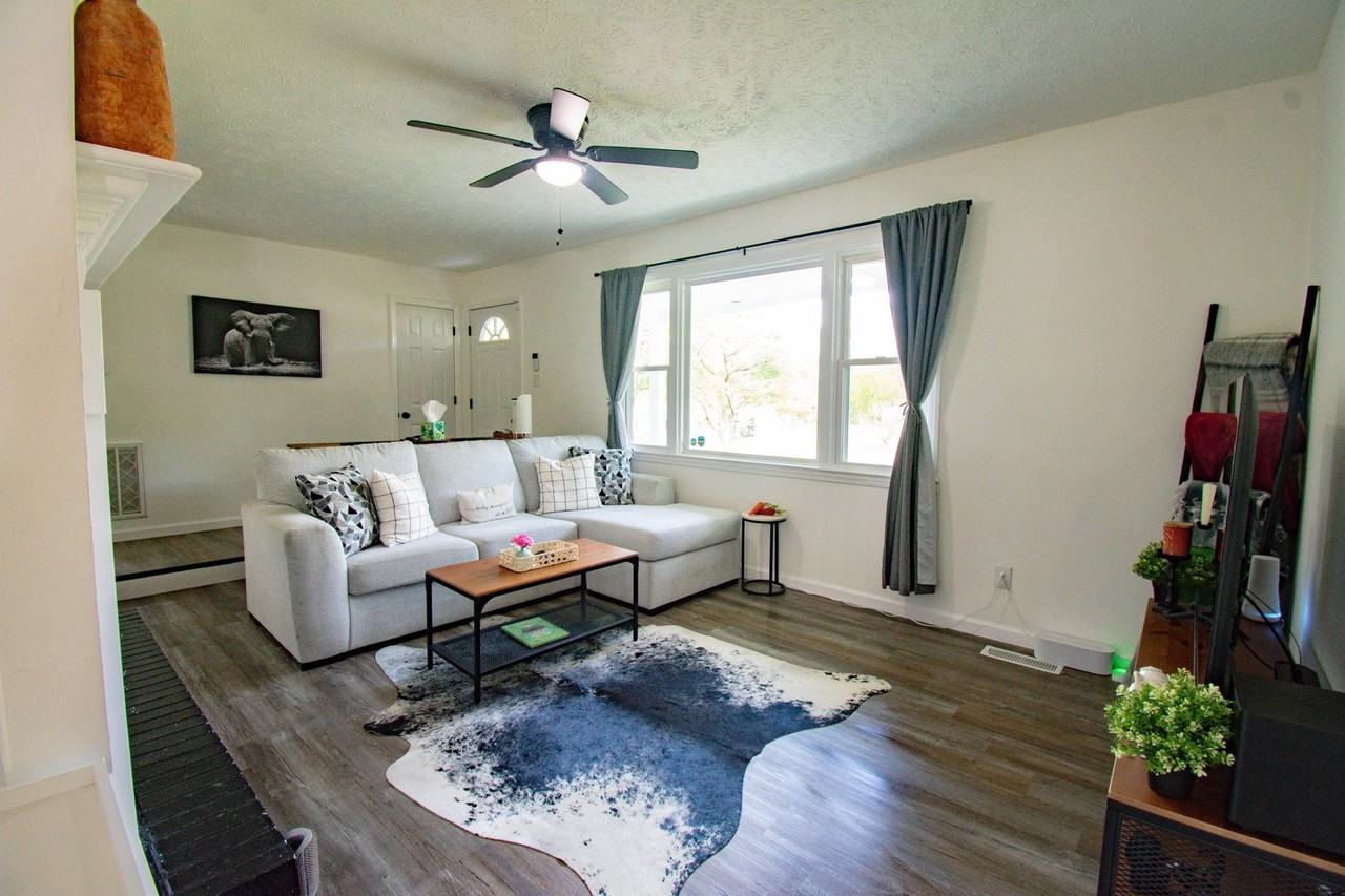 6115 Lochcarron Dr - Photo 6 of 31