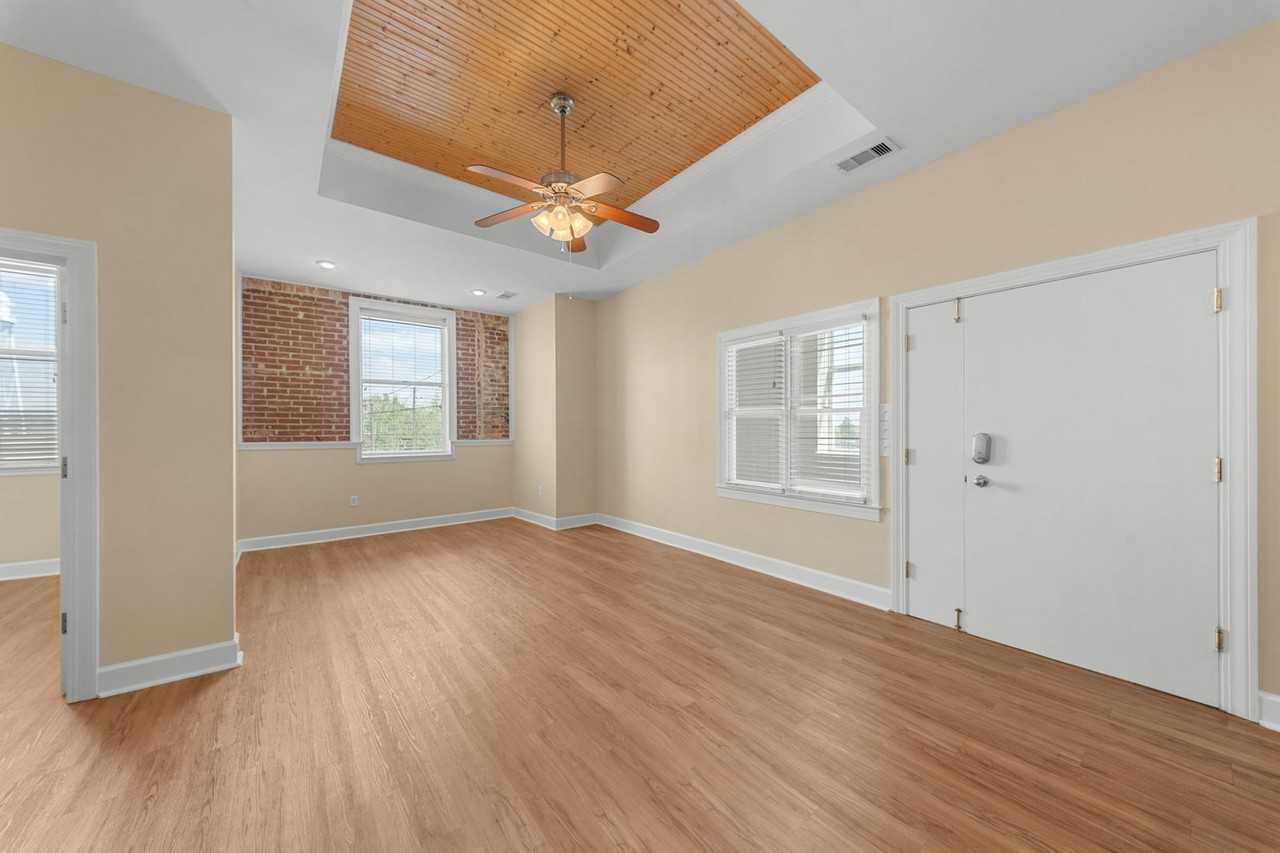 51 E Main St - Photo 2 of 18