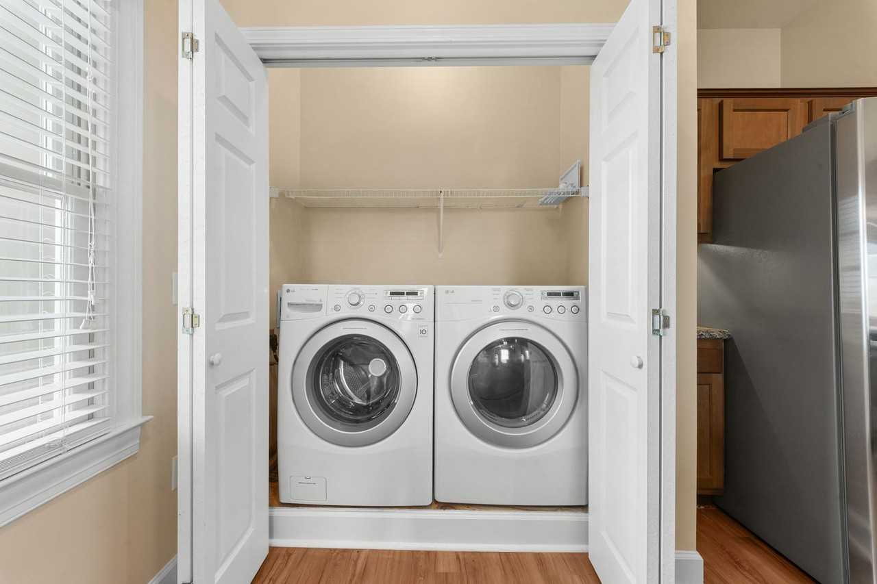 51 E Main St - Photo 6 of 18