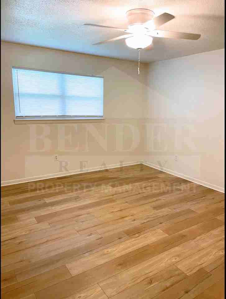 2760 Vance Dr Nw - Photo 4 of 9