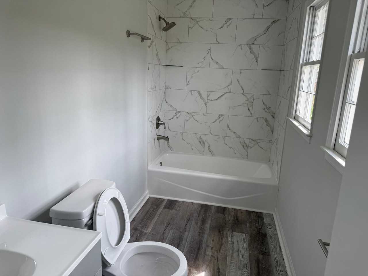 4811 Chaucer Dr - Photo 6 of 11