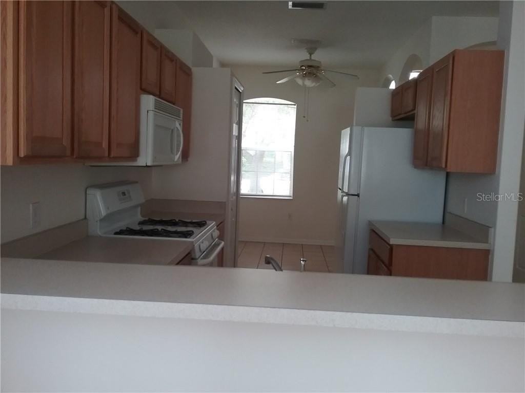 6246 Blue Runner Ct - Photo 5 of 13