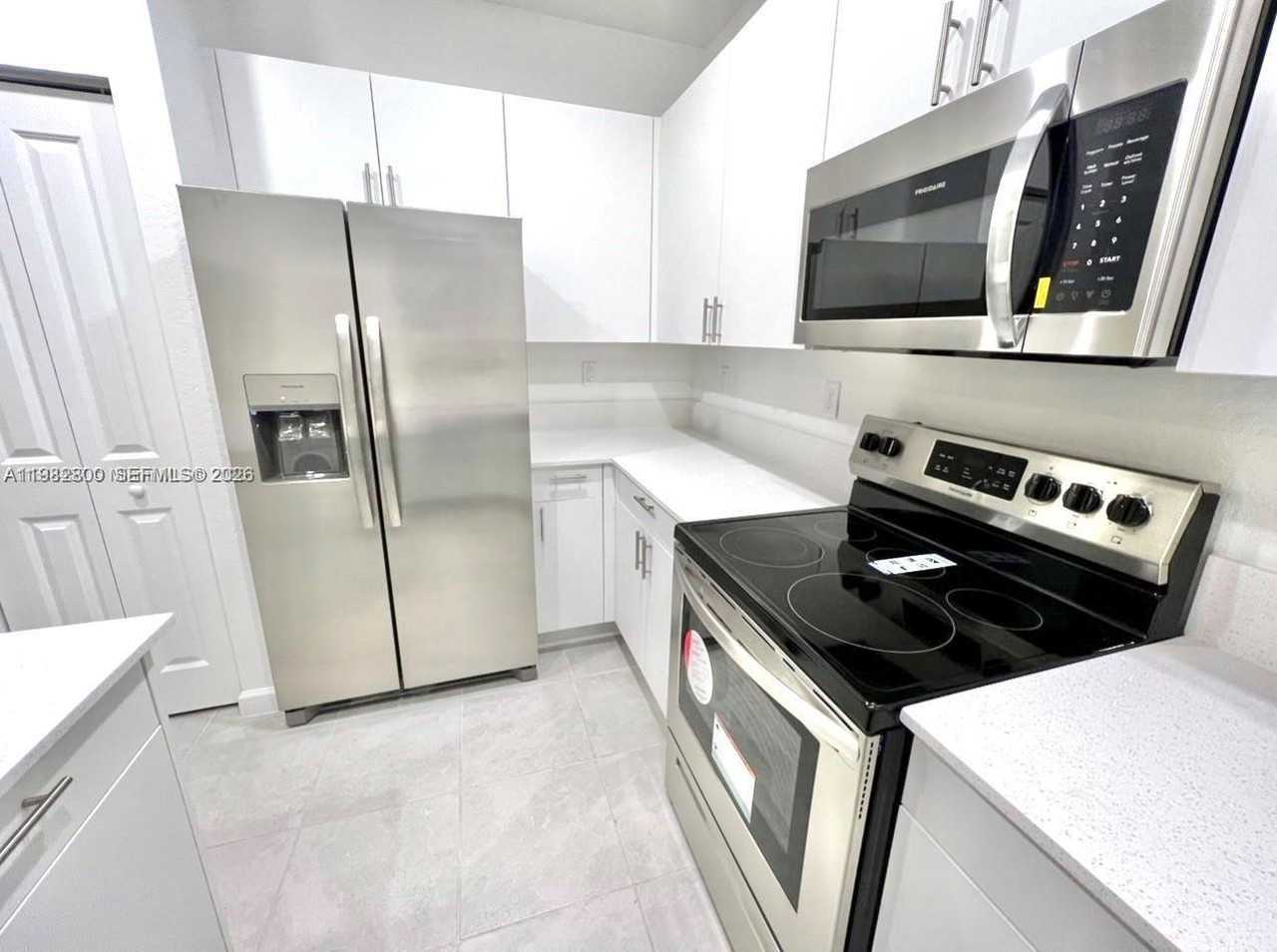 12950 Sw 233rd Ter - Photo 2 of 5