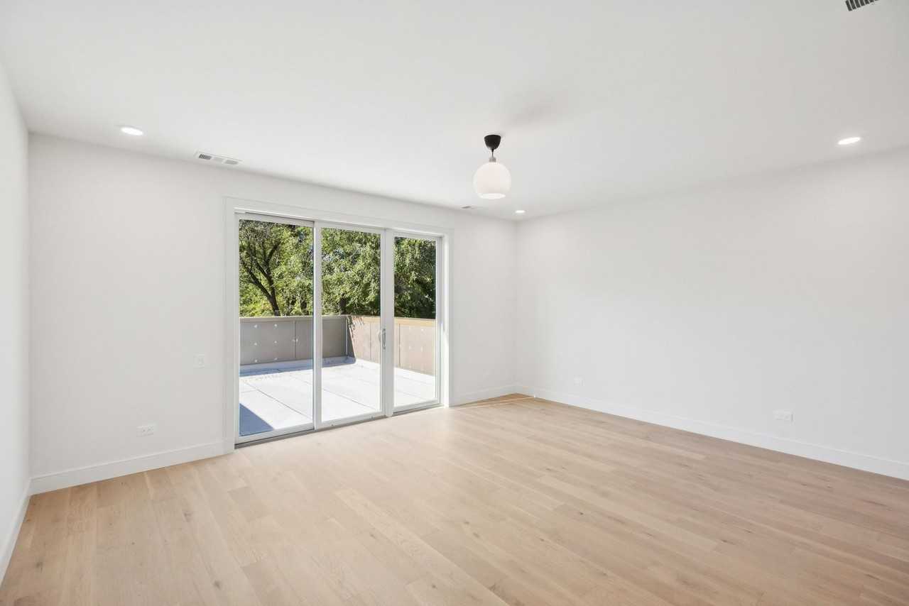 2323 N Lister Ave #2 - Photo 5 of 8