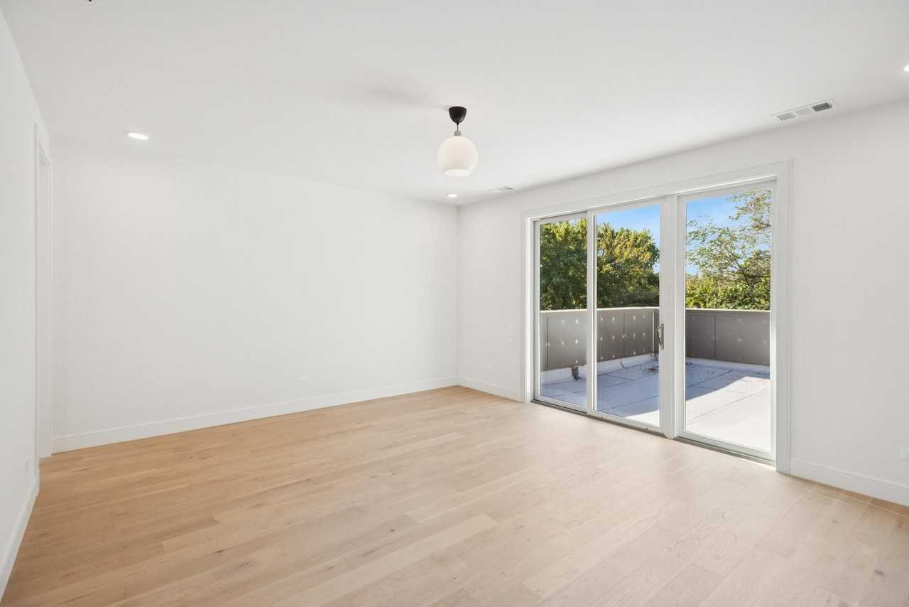 2323 N Lister Ave #2 - Photo 6 of 8