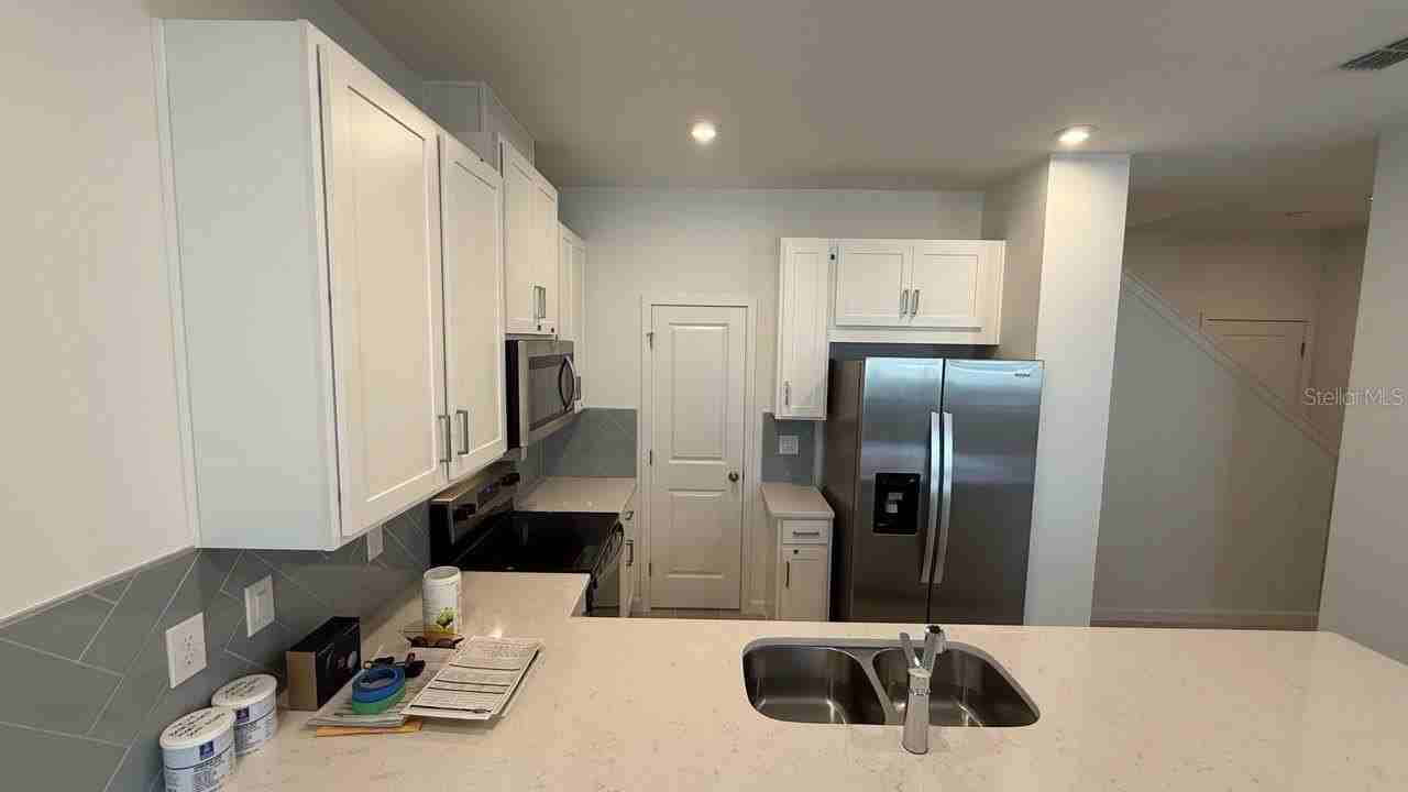 1350 Tarflower Dr - Photo 3 of 28