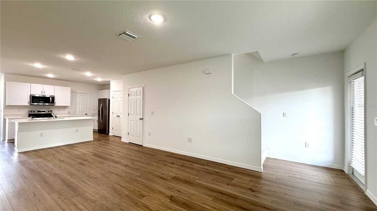 3710 King Hill Dr - Photo 7 of 26