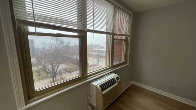 6000 N Sheridan Rd #2 - Photo 5 of 28