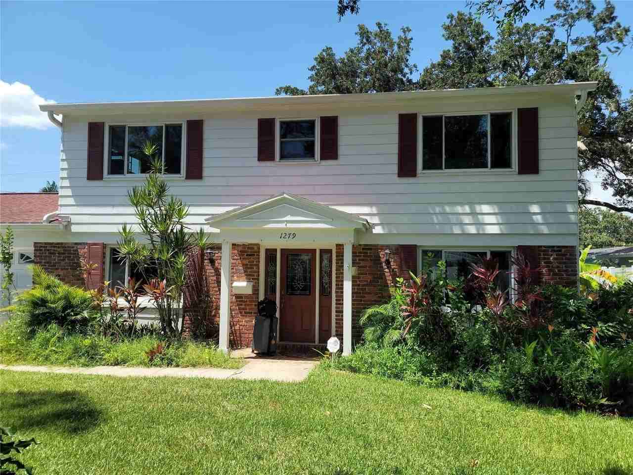 1279 86th Ave N - Photo 2 of 37