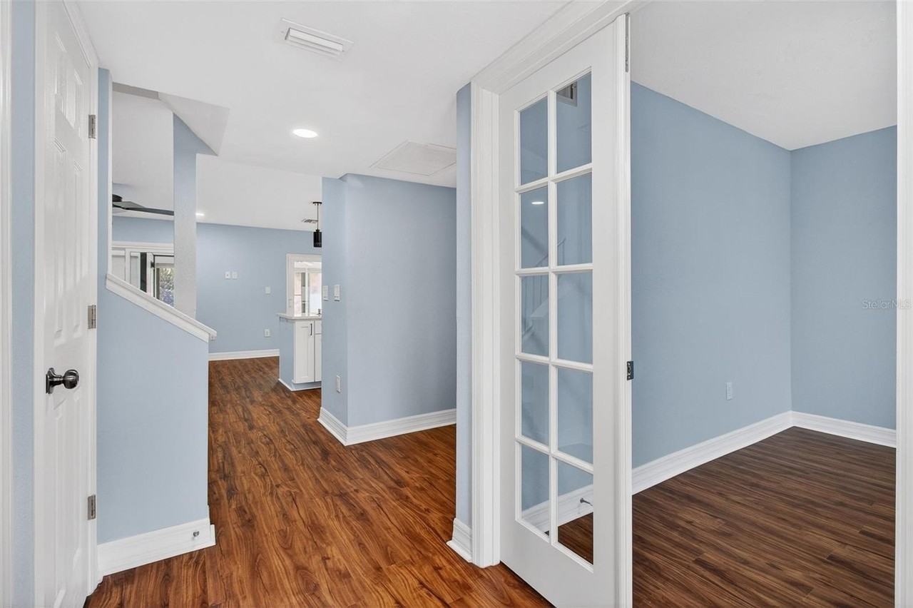 6660 Cape Hatteras Way Ne #1 - Photo 4 of 42