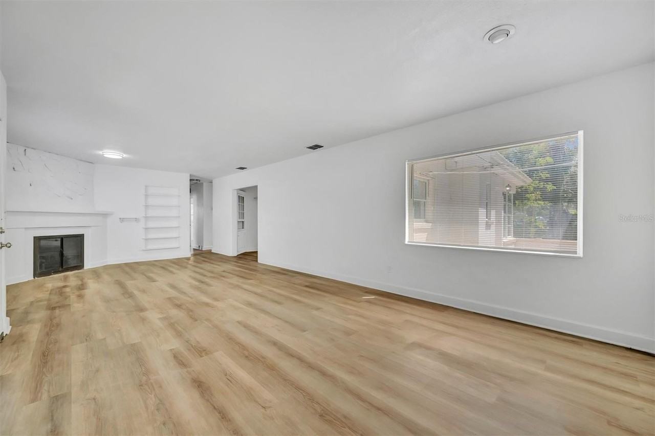 6348 7th Ave N - Photo 6 of 32