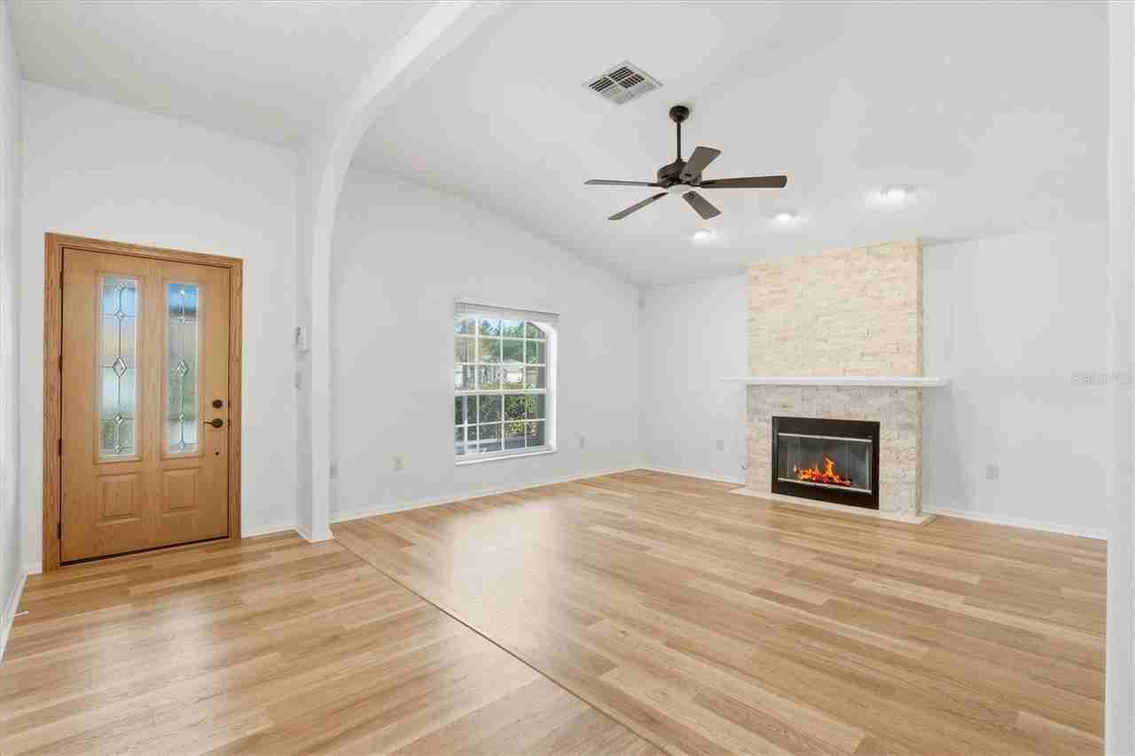 1436 Watermill Cir - Photo 2 of 20