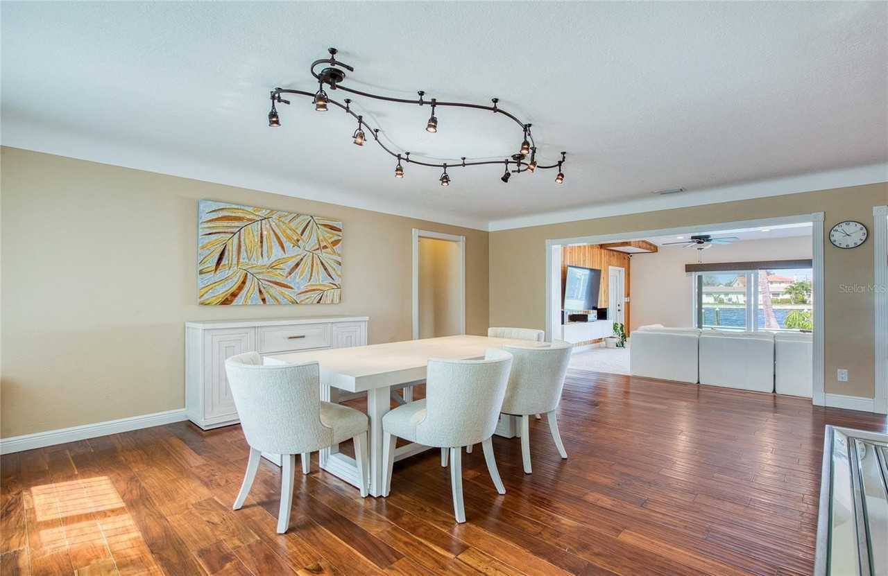 4222 Miller Dr - Photo 7 of 50