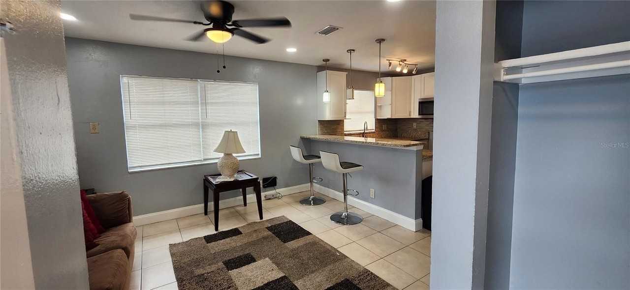 10706 N 15th St #A - Photo 2 of 10