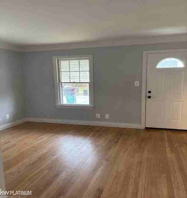 22448 Lambrecht Ave - Photo 2 of 12