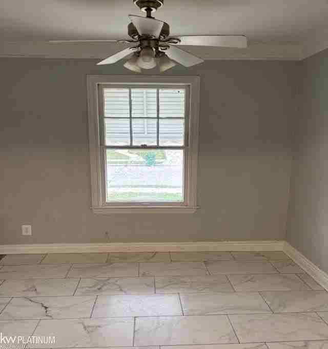 22448 Lambrecht Ave - Photo 4 of 12